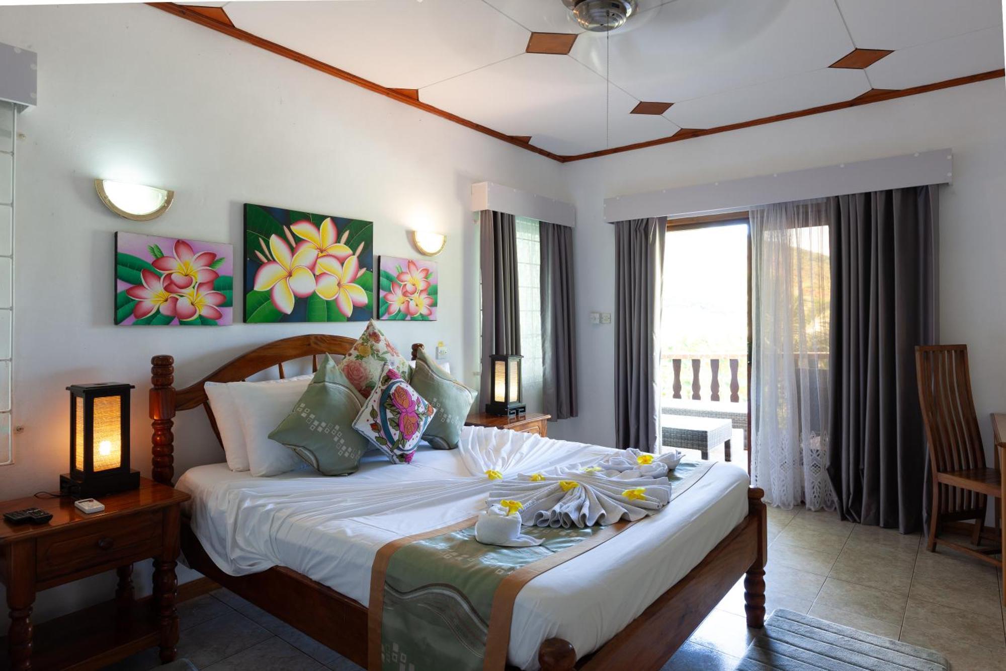 Sea View Lodge Баи-Сейнт-Энн Экстерьер фото